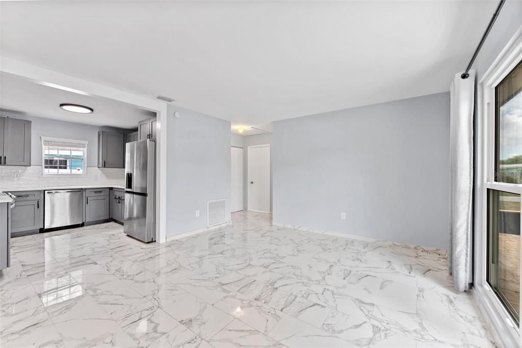 В аренду: $2,650 (3 спален, 2 ванн, 1248 Квадратных фут)