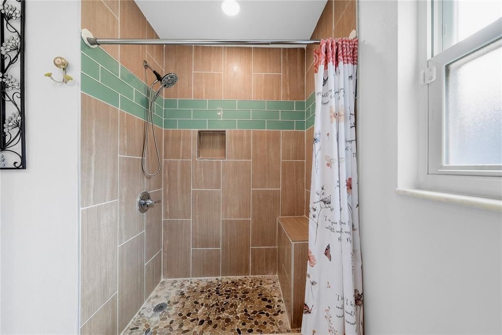 For Sale: $519,900 (3 beds, 2 baths, 1620 Square Feet)