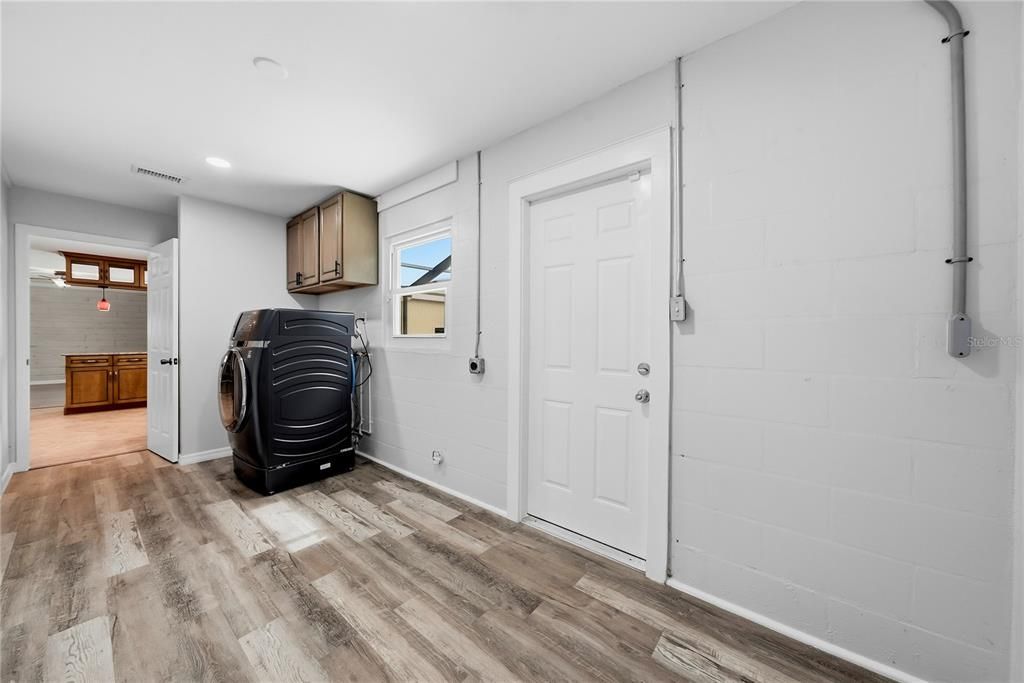 For Sale: $519,900 (3 beds, 2 baths, 1620 Square Feet)