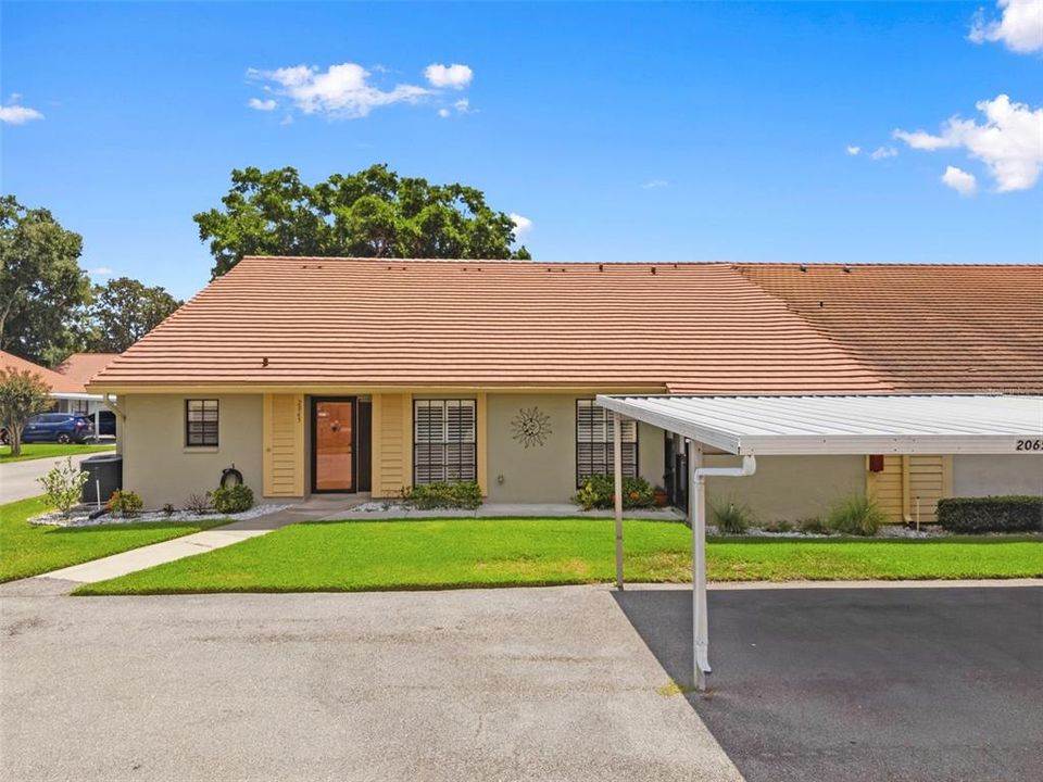 For Sale: $295,000 (2 beds, 2 baths, 1547 Square Feet)