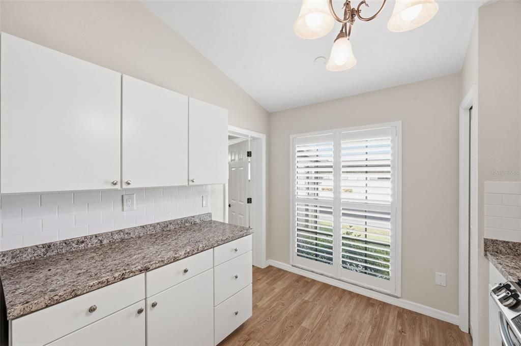For Sale: $295,000 (2 beds, 2 baths, 1547 Square Feet)