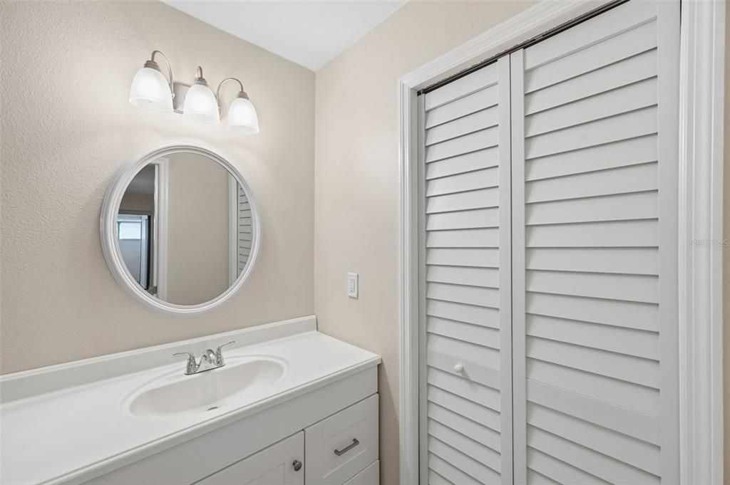 For Sale: $295,000 (2 beds, 2 baths, 1547 Square Feet)
