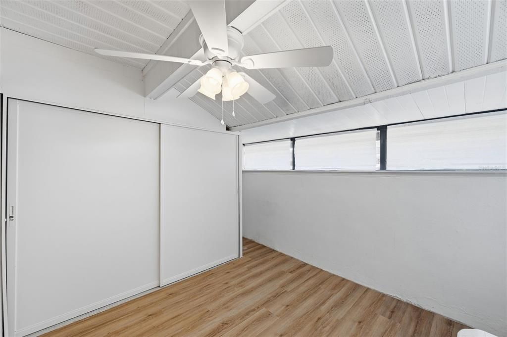 For Sale: $295,000 (2 beds, 2 baths, 1547 Square Feet)