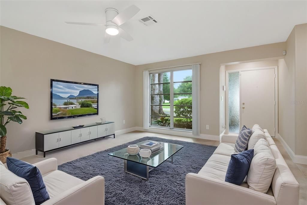 For Rent: $2,700 (2 beds, 2 baths, 1632 Square Feet)