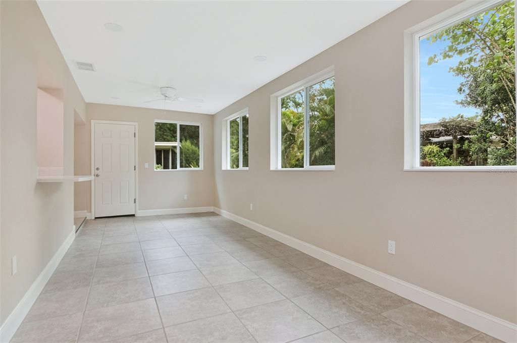 For Rent: $2,700 (2 beds, 2 baths, 1632 Square Feet)