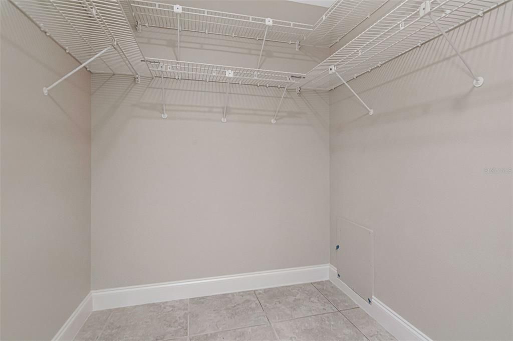 For Rent: $2,700 (2 beds, 2 baths, 1632 Square Feet)