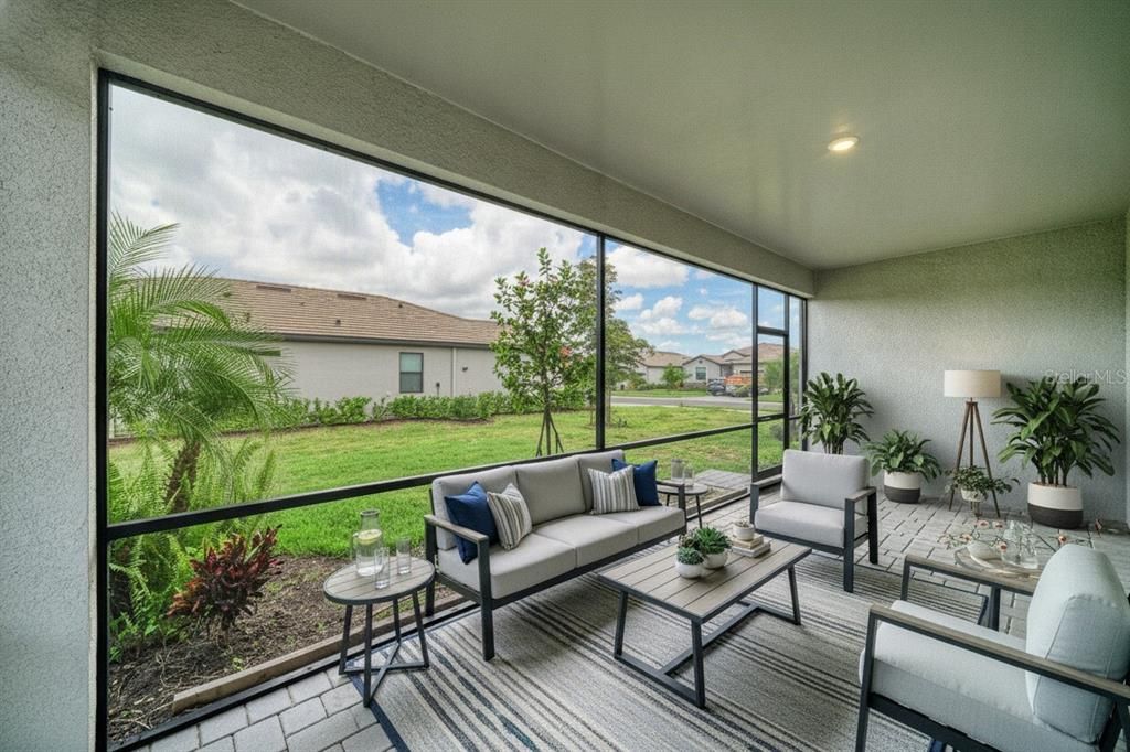 En Venta: $640,000 (3 camas, 3 baños, 2202 Pies cuadrados)