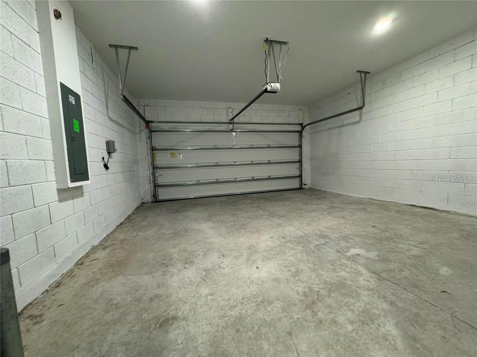В аренду: $3,100 (4 спален, 3 ванн, 2099 Квадратных фут)