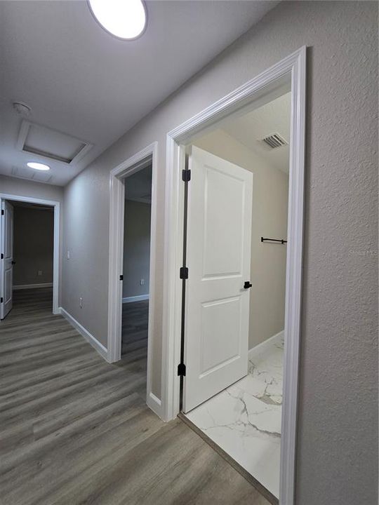 En Venta: $290,000 (4 camas, 2 baños, 1627 Pies cuadrados)