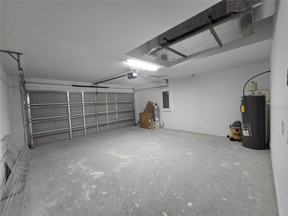 En Venta: $290,000 (4 camas, 2 baños, 1627 Pies cuadrados)