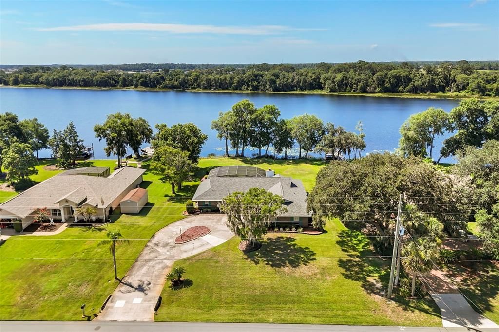 For Sale: $550,000 (4 beds, 2 baths, 1872 Square Feet)