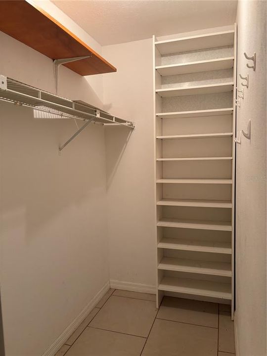 В аренду: $2,400 (4 спален, 2 ванн, 2160 Квадратных фут)