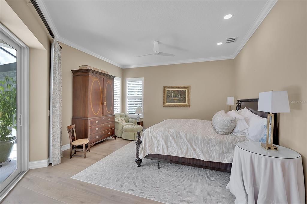 For Sale: $2,399,990 (4 beds, 3 baths, 3830 Square Feet)