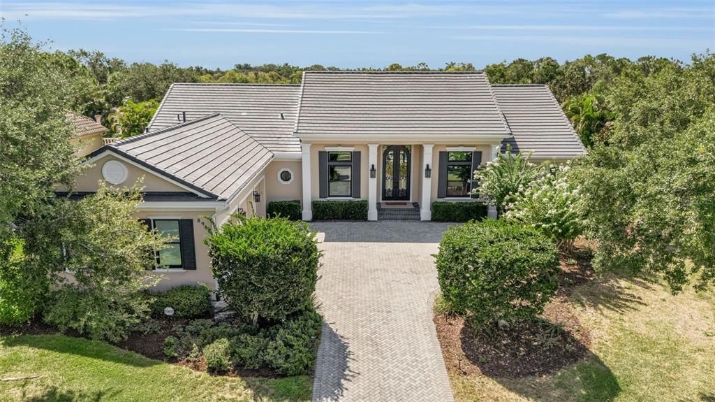 For Sale: $2,399,990 (4 beds, 3 baths, 3830 Square Feet)