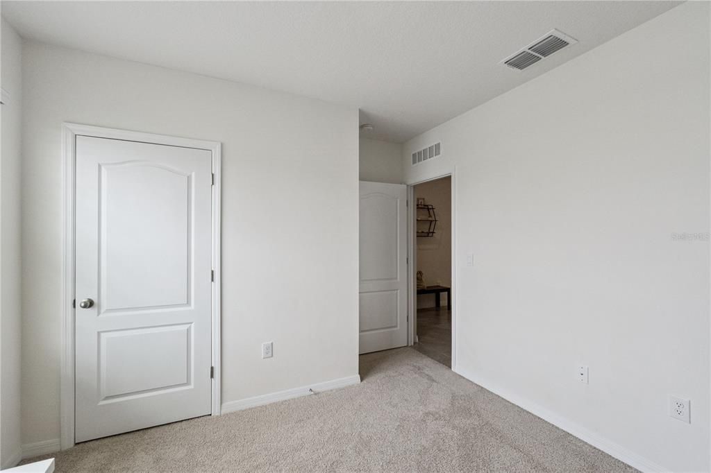 В аренду: $2,499 (4 спален, 2 ванн, 1830 Квадратных фут)