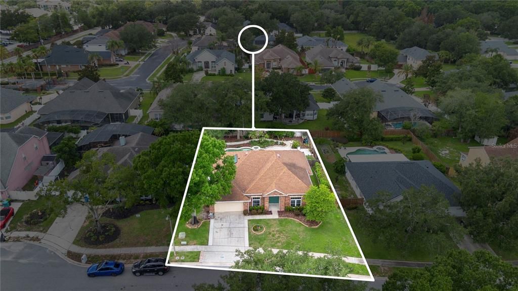 En Venta: $599,900 (4 camas, 4 baños, 2405 Pies cuadrados)
