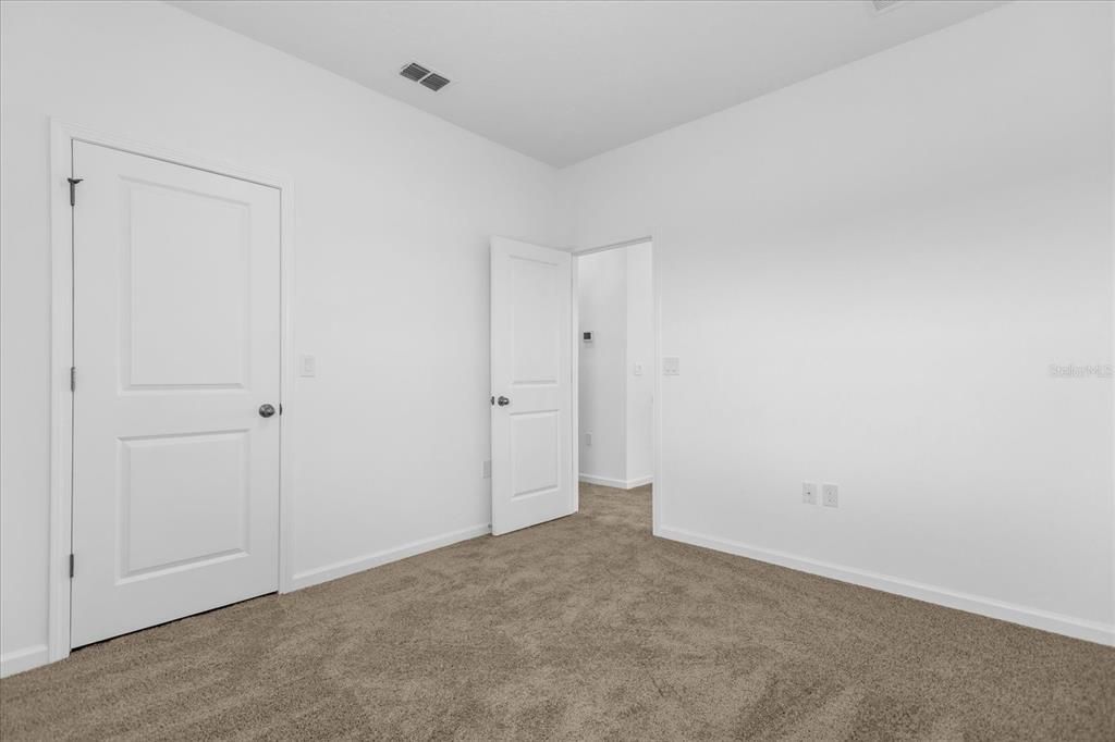 For Sale: $399,990 (4 beds, 2 baths, 1987 Square Feet)