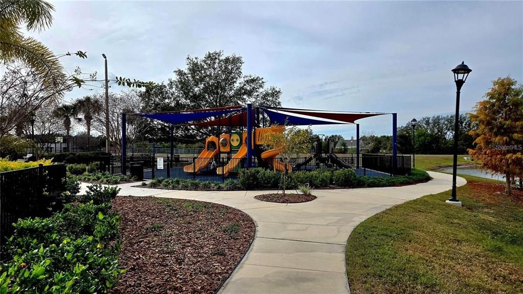На продажу: $370,000 (4 спален, 2 ванн, 2034 Квадратных фут)