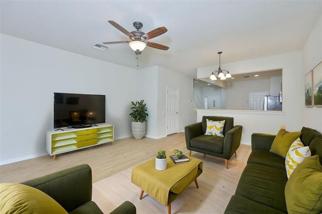 For Sale: $249,000 (3 beds, 2 baths, 1622 Square Feet)