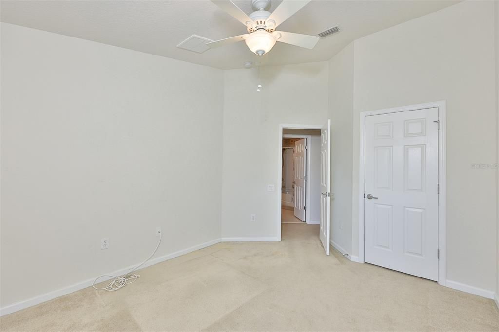 For Sale: $249,000 (3 beds, 2 baths, 1622 Square Feet)