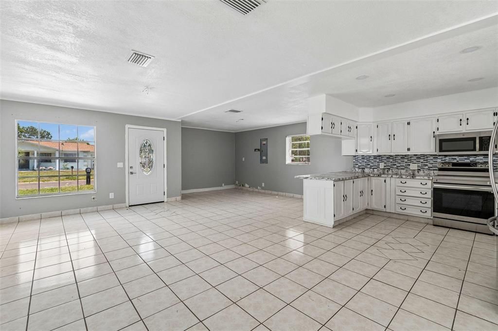 En Venta: $310,000 (3 camas, 2 baños, 1248 Pies cuadrados)