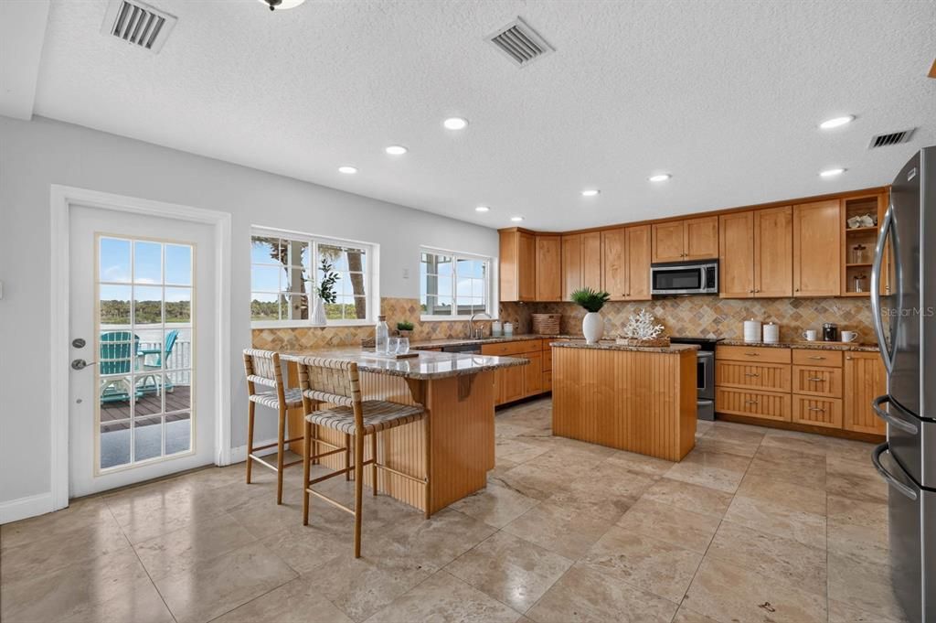 For Sale: $1,450,000 (4 beds, 3 baths, 3444 Square Feet)