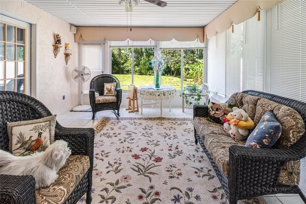 На продажу: $365,000 (3 спален, 2 ванн, 1864 Квадратных фут)
