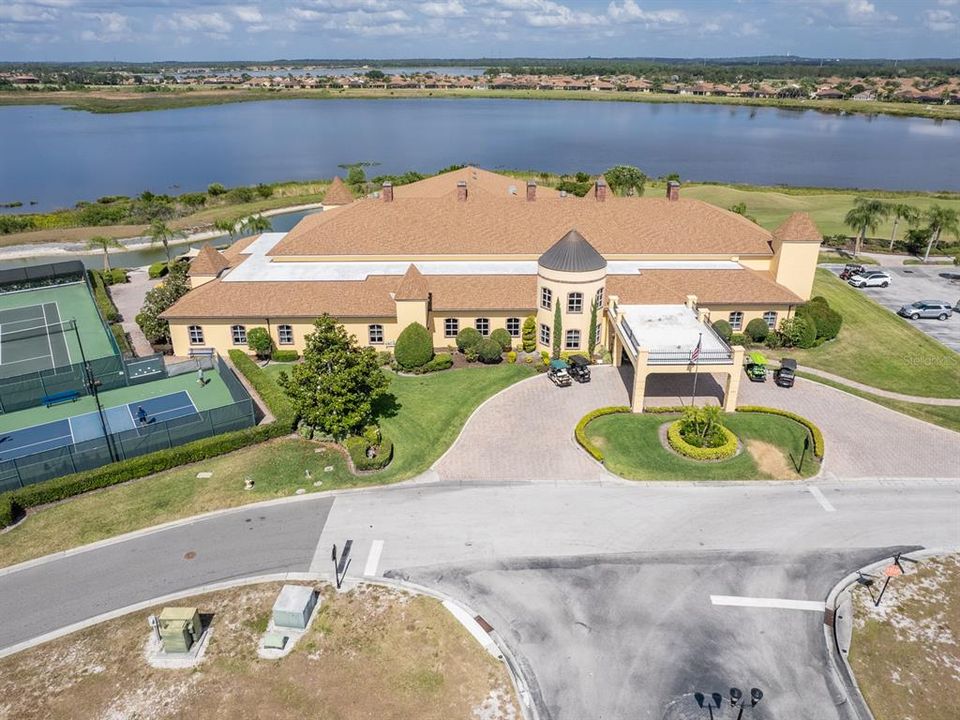 En Venta: $449,900 (3 camas, 2 baños, 2069 Pies cuadrados)