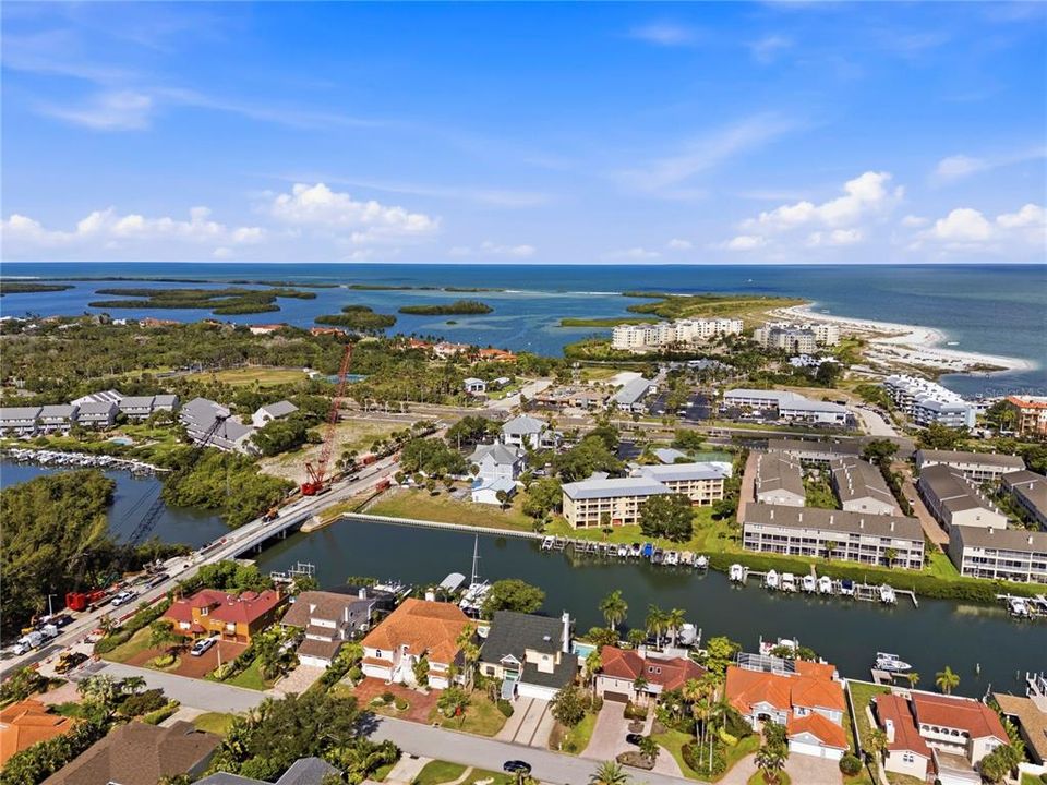 For Sale: $1,750,000 (4 beds, 2 baths, 3688 Square Feet)