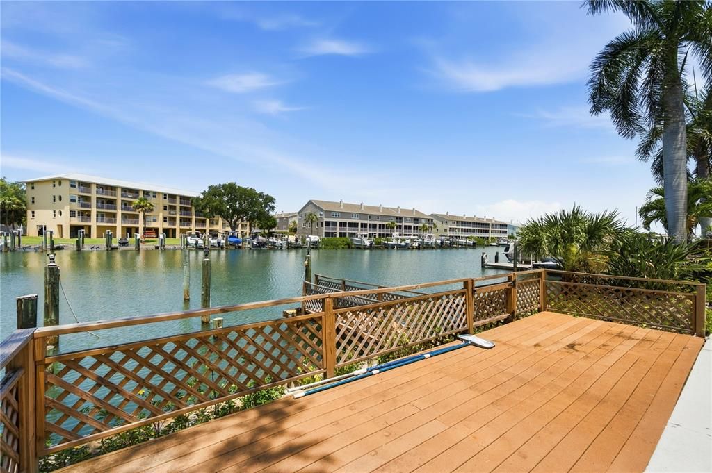 For Sale: $1,750,000 (4 beds, 2 baths, 3688 Square Feet)
