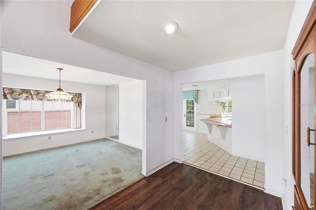 For Sale: $1,750,000 (4 beds, 2 baths, 3688 Square Feet)