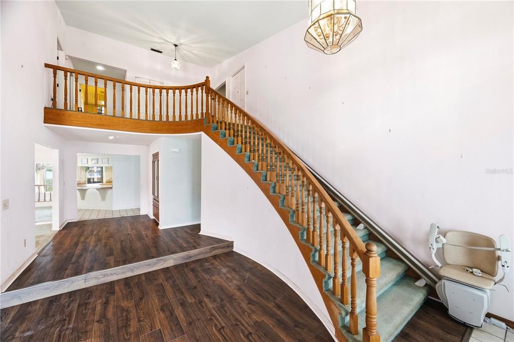 For Sale: $1,750,000 (4 beds, 2 baths, 3688 Square Feet)