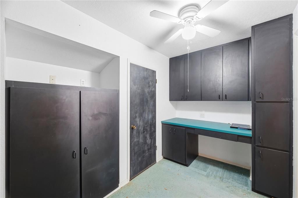 For Sale: $1,750,000 (4 beds, 2 baths, 3688 Square Feet)
