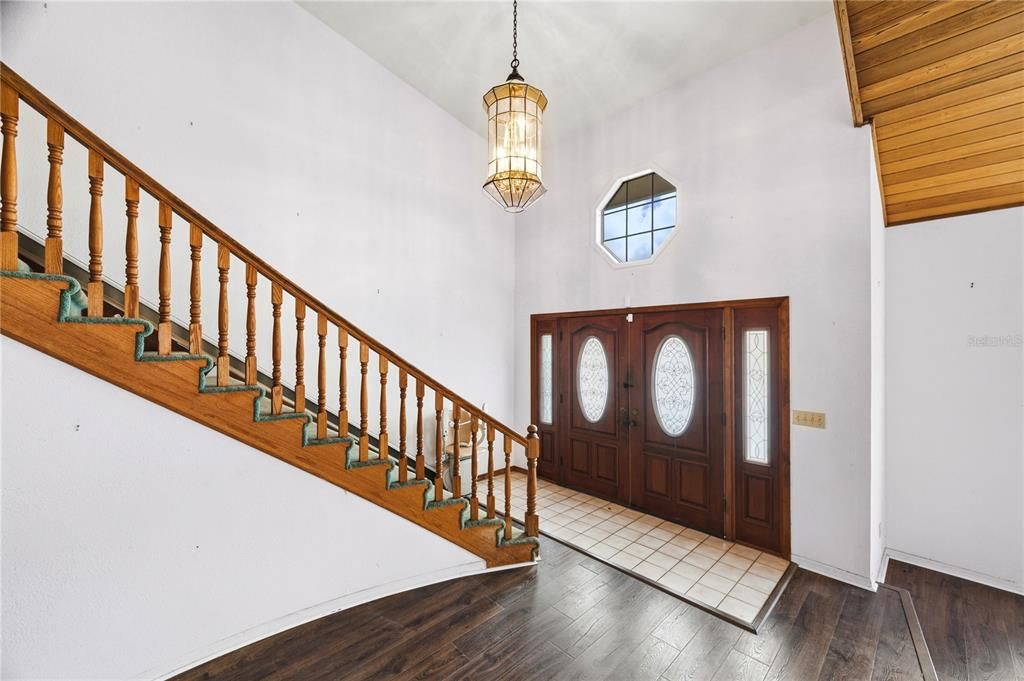 For Sale: $1,750,000 (4 beds, 2 baths, 3688 Square Feet)