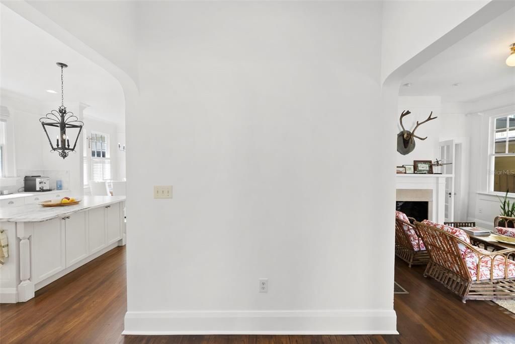 En Venta: $2,875,000 (4 camas, 3 baños, 4254 Pies cuadrados)