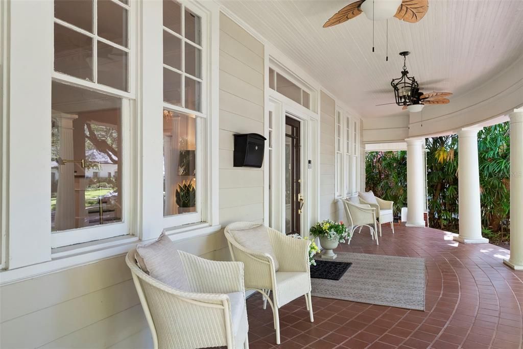 En Venta: $2,875,000 (4 camas, 3 baños, 4254 Pies cuadrados)