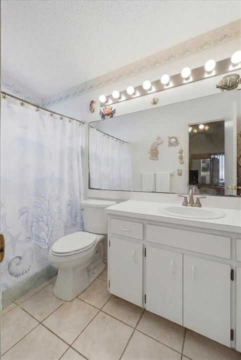 For Sale: $250,000 (3 beds, 2 baths, 1252 Square Feet)