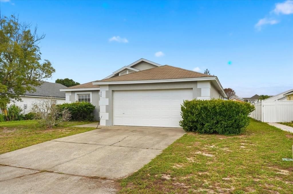 For Sale: $250,000 (3 beds, 2 baths, 1252 Square Feet)