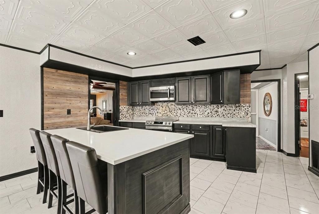 En Venta: $249,900 (3 camas, 2 baños, 1786 Pies cuadrados)