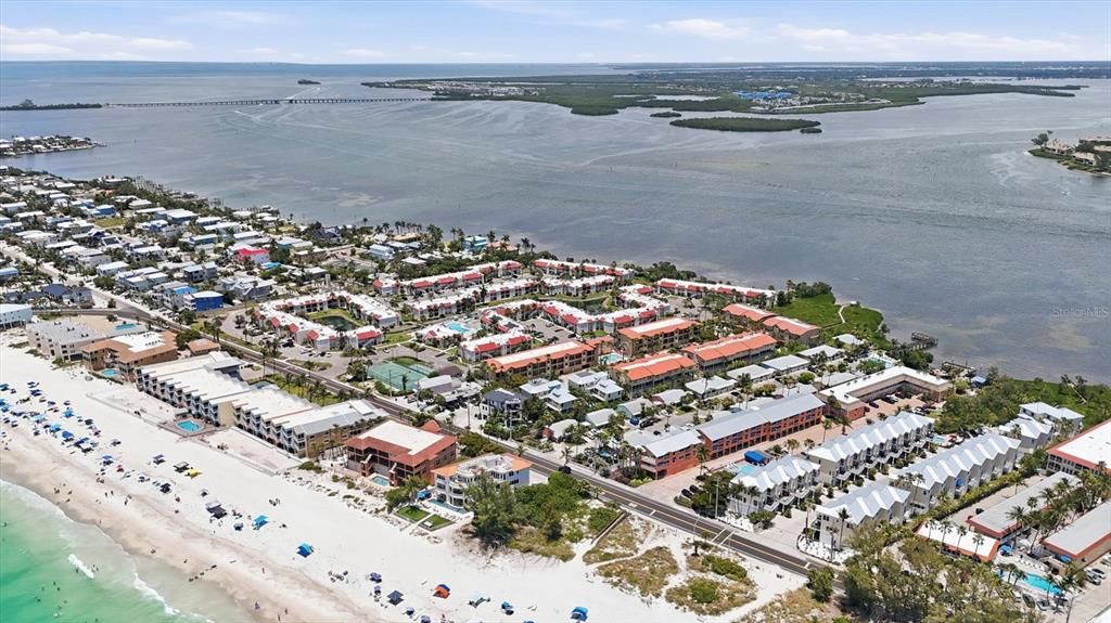 En Venta: $494,900 (2 camas, 2 baños, 1080 Pies cuadrados)