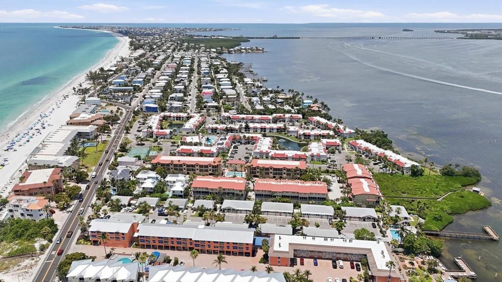 En Venta: $494,900 (2 camas, 2 baños, 1080 Pies cuadrados)