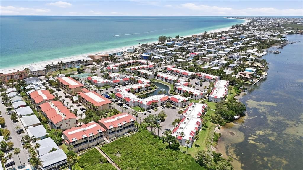 En Venta: $494,900 (2 camas, 2 baños, 1080 Pies cuadrados)