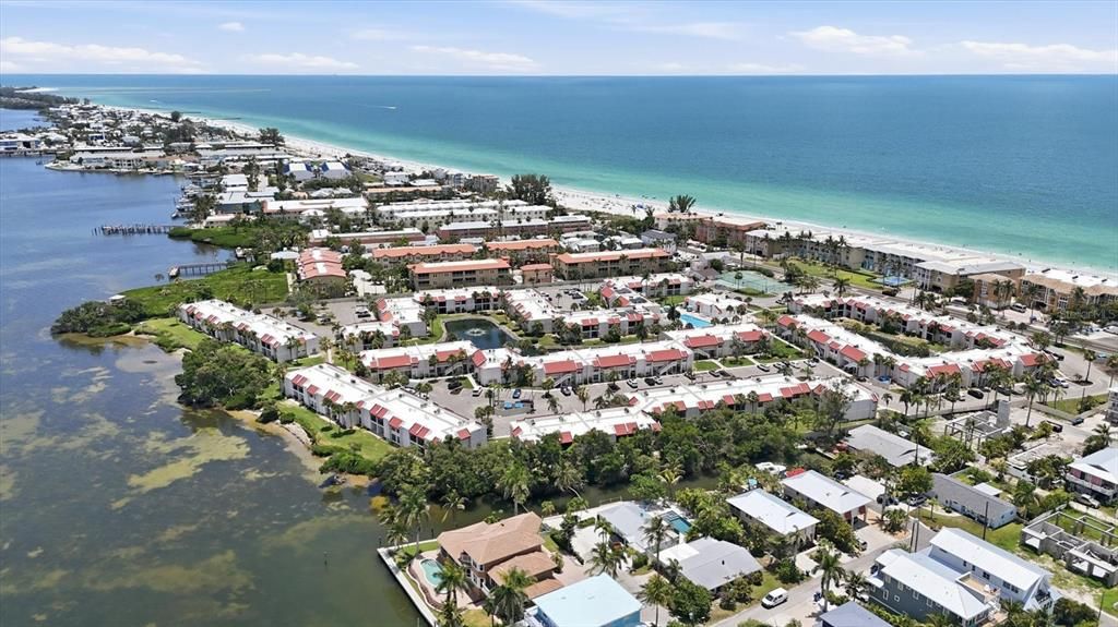 En Venta: $494,900 (2 camas, 2 baños, 1080 Pies cuadrados)