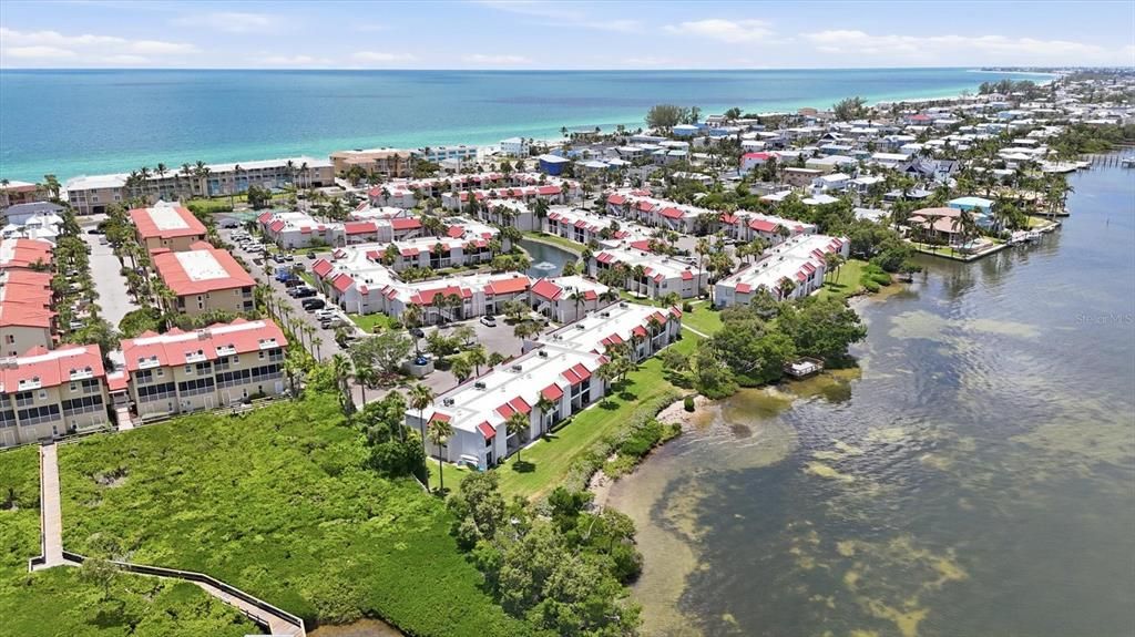 En Venta: $494,900 (2 camas, 2 baños, 1080 Pies cuadrados)