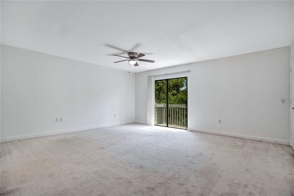 For Sale: $299,900 (2 beds, 2 baths, 1768 Square Feet)