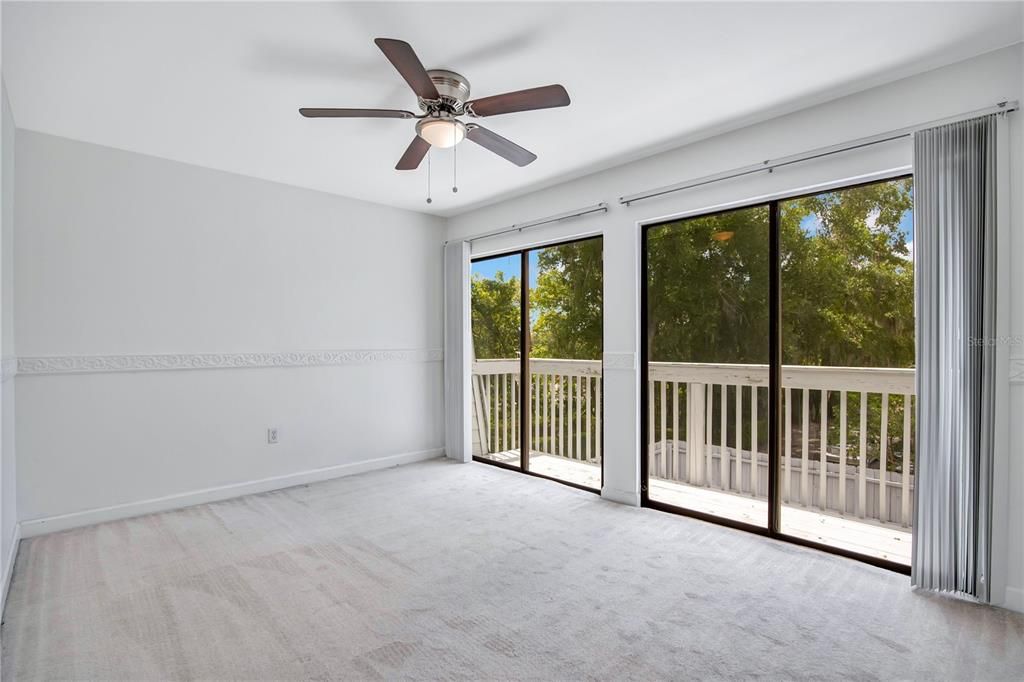 For Sale: $299,900 (2 beds, 2 baths, 1768 Square Feet)
