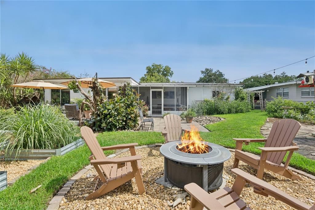 En Venta: $599,000 (3 camas, 2 baños, 1726 Pies cuadrados)