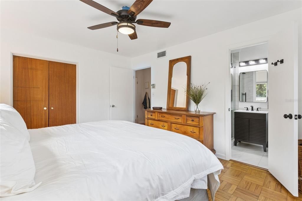 En Venta: $599,000 (3 camas, 2 baños, 1726 Pies cuadrados)