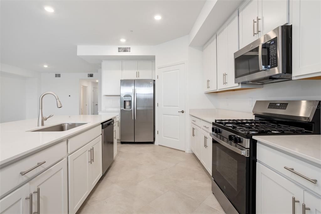 En Venta: $458,497 (3 camas, 2 baños, 1741 Pies cuadrados)