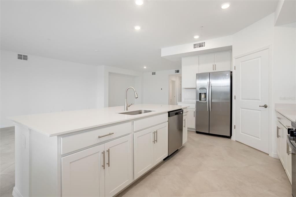 En Venta: $458,497 (3 camas, 2 baños, 1741 Pies cuadrados)